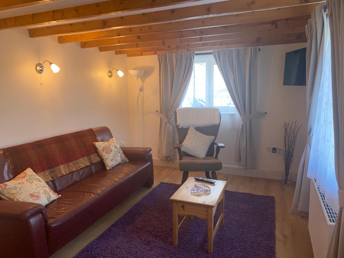 Hillview Cottage バントリー エクステリア 写真